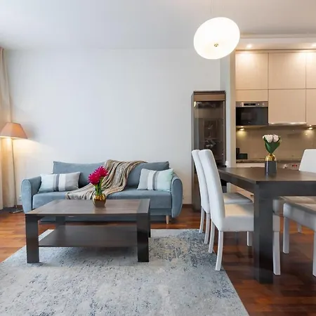 Urban - Great Location - Center - Stawki *